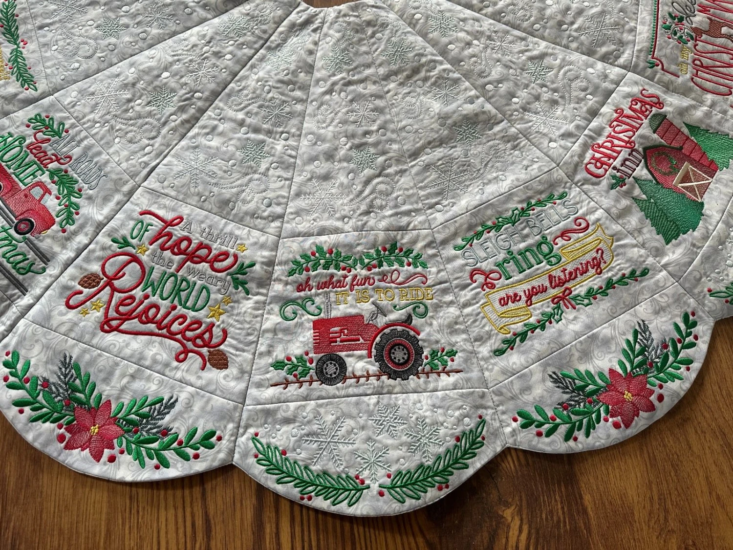 ITH Farmhouse Christmas Tree Skirt 14 ITH Farmhouse Christmas Tree Skirt - Image 14